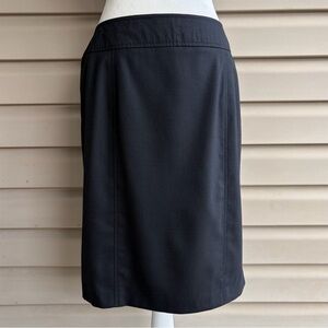 •Brooks Brothers 346• Black Lightweight Wool Pencil Skirt - Size 12P